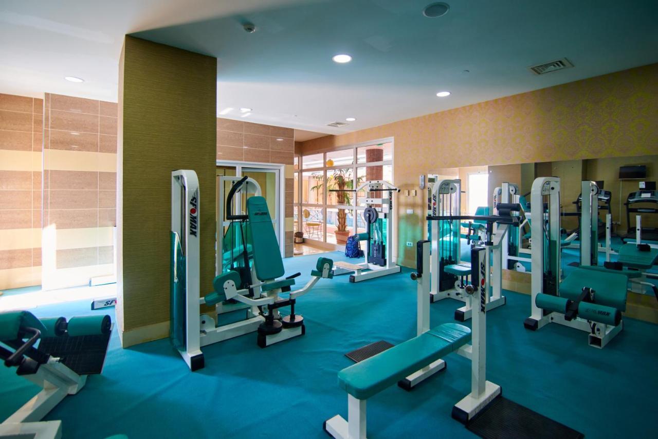 Grand Hotel Victory Aktau  Exterior photo A gym at a hotel