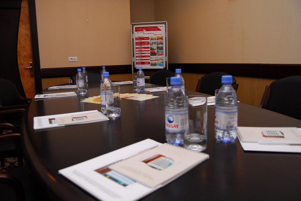 Grand Hotel Victory Aktau  Exterior photo Meeting room